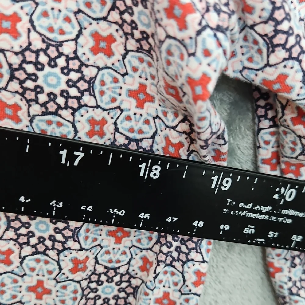 Coolibar Women's Med Long Sleeve Top - Blue White, and Red Sun Protection - Picture 5 of 10